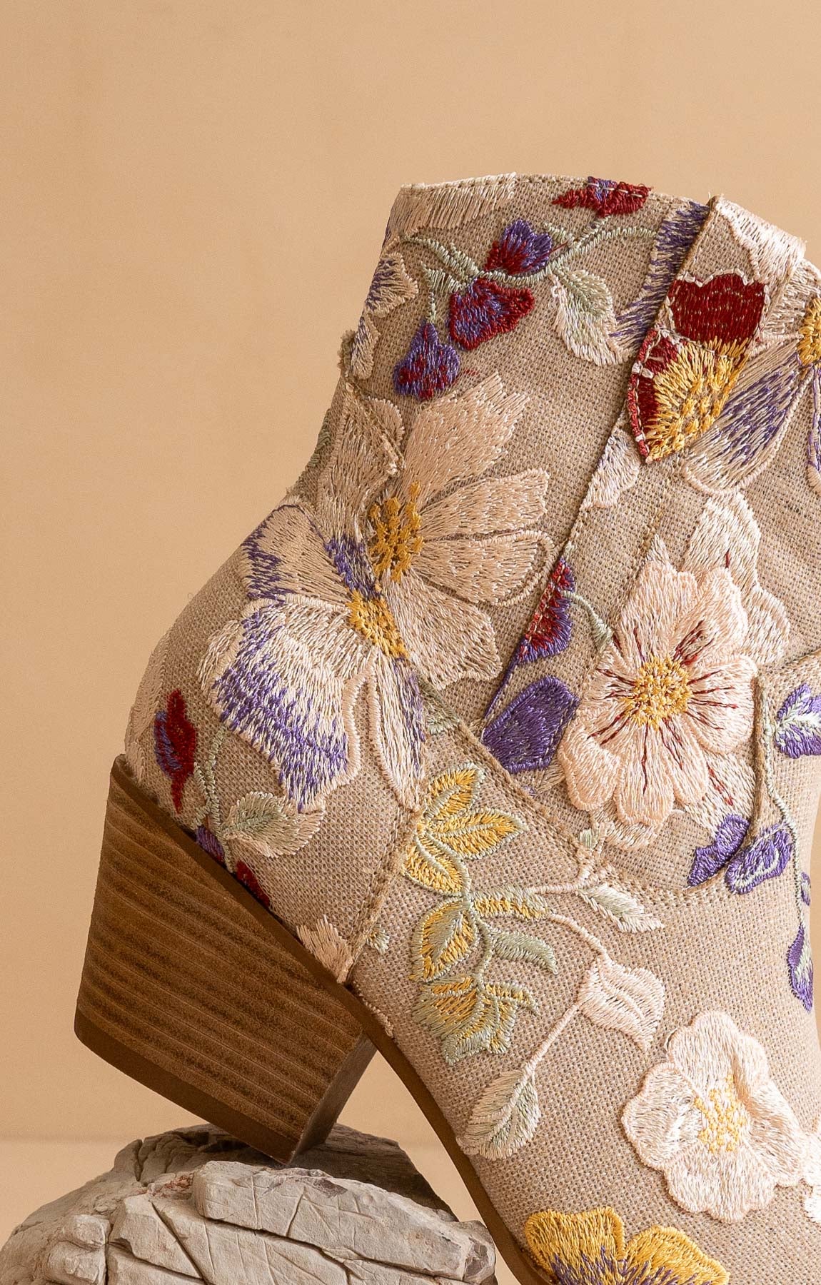 Wanda Floral Appliqué Western Boot