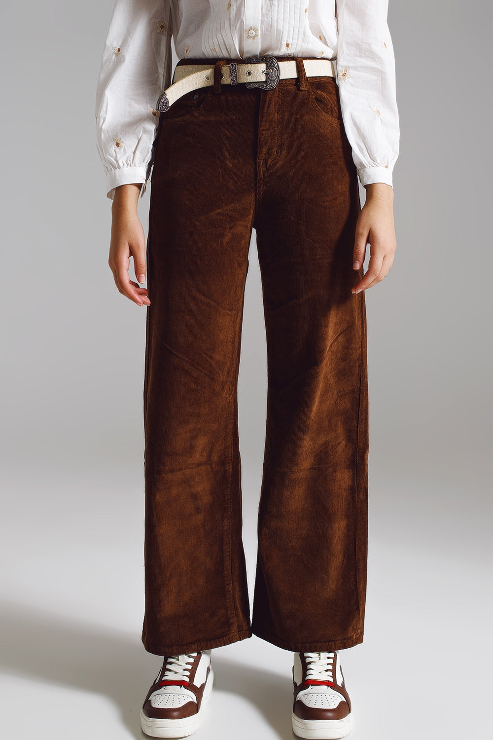 Jody Cropped Cords in Brown