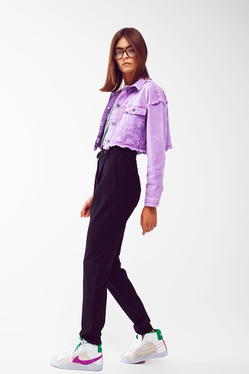 Ada Cropped Denim Trucker Jacket in Purple