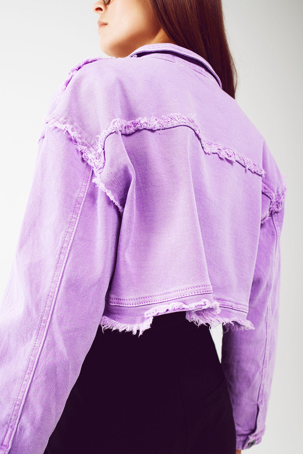 Ada Cropped Denim Trucker Jacket in Purple