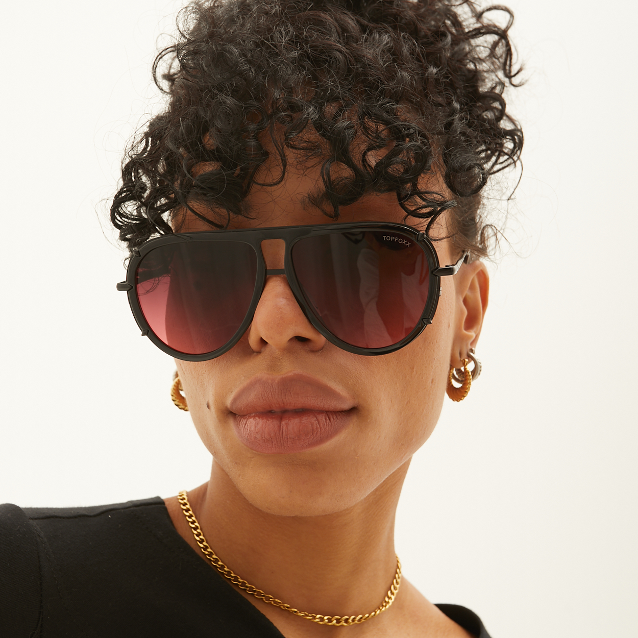 Ivy Luxe Aviator Sunglasses in Ruby