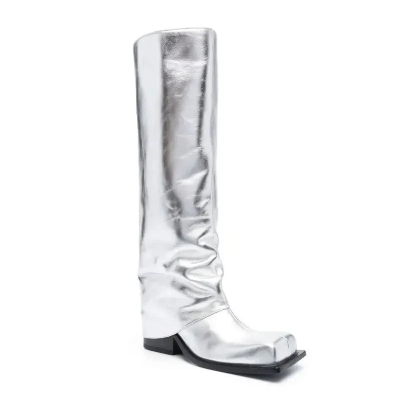 Baddie Barrel Boot in Silver