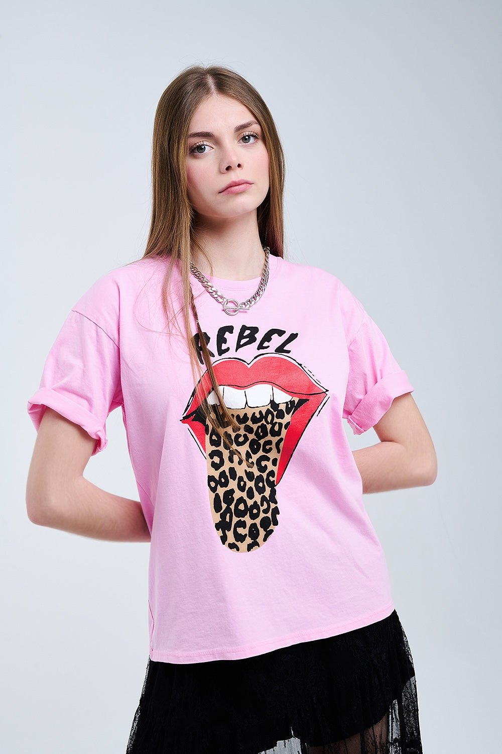Rebel Lips Graphic Tee in Pink