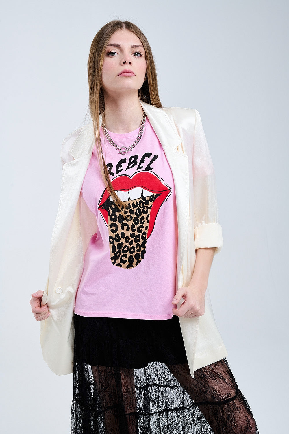 Rebel Lips Graphic Tee in Pink