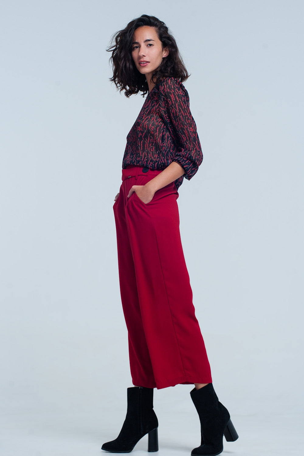 Izel Wide-Leg Culottes in Red