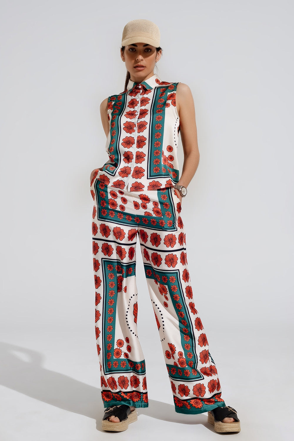 Frida Floral Satin Flared Pants – Crème
