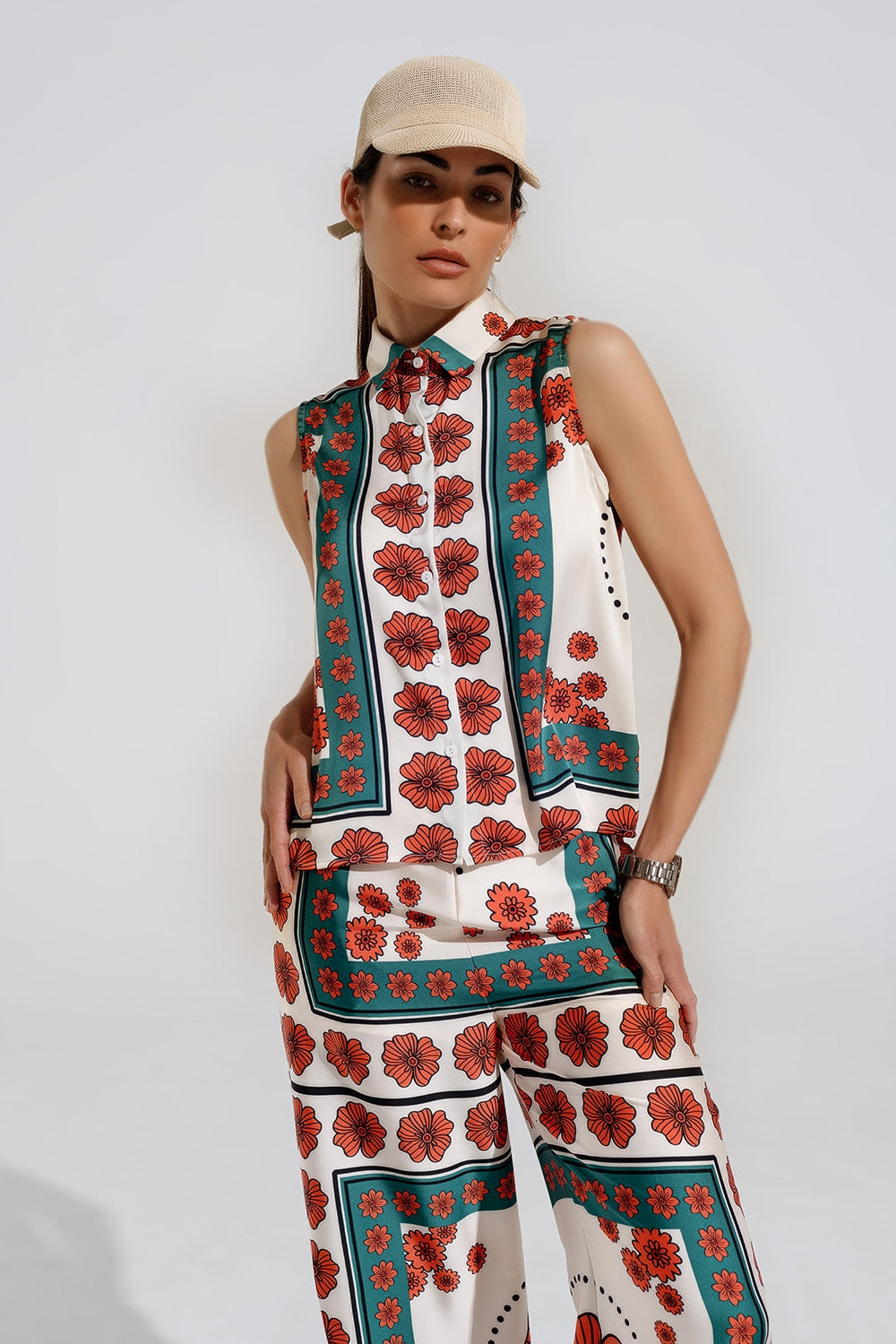 Frida Floral Satin Sleeveless Shirt – Crème