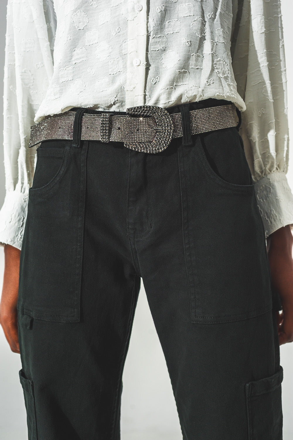 Farah Straight Leg Cargo Pants in Black
