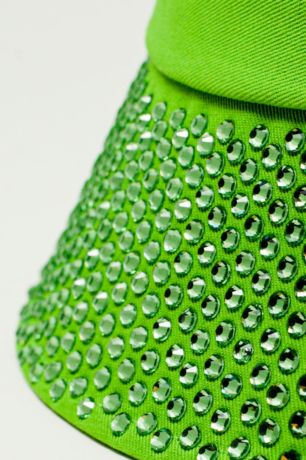 Nayeli Strass Detail Bucket Hat in Green