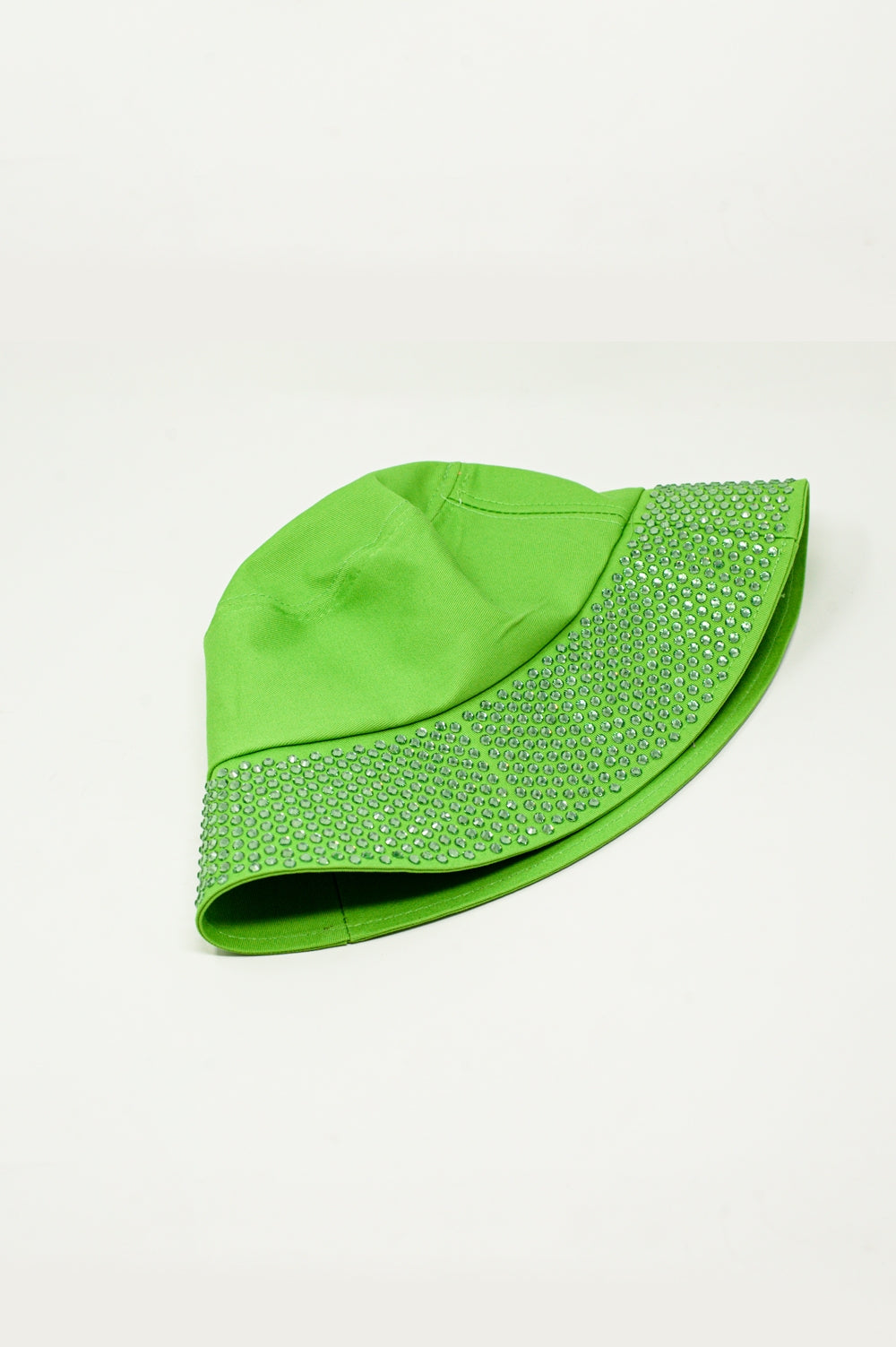 Nayeli Strass Detail Bucket Hat in Green