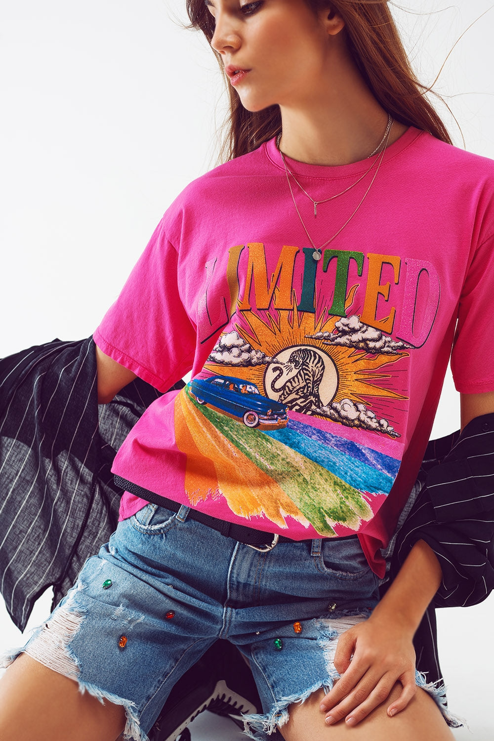 Niki Limited Graphic Tee in Fuchsia