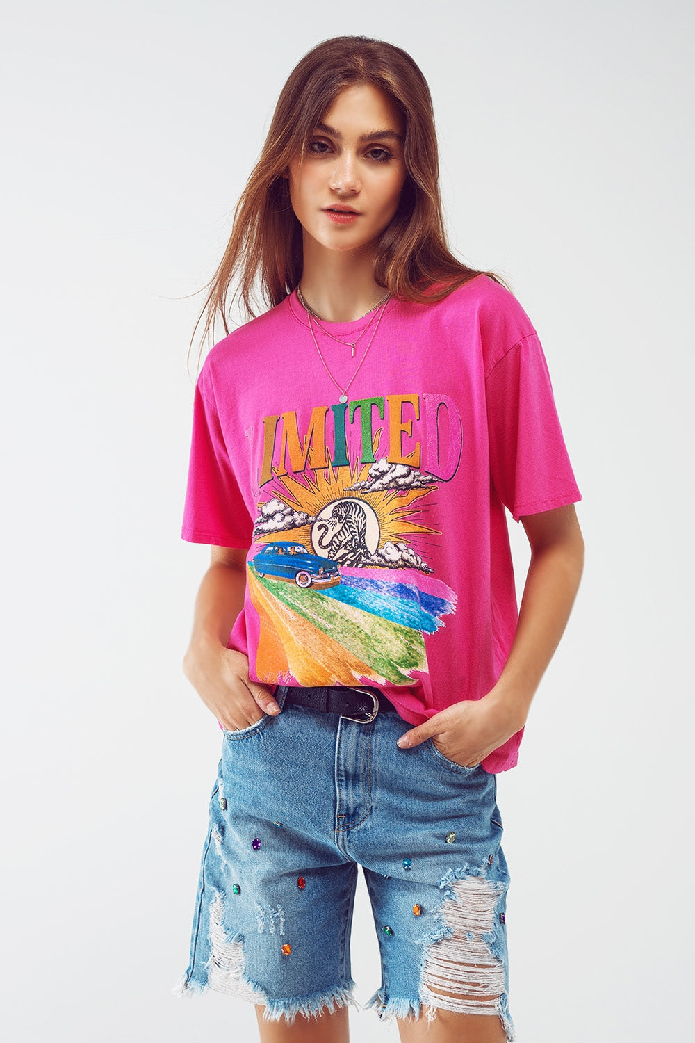 Niki Limited Graphic Tee in Fuchsia